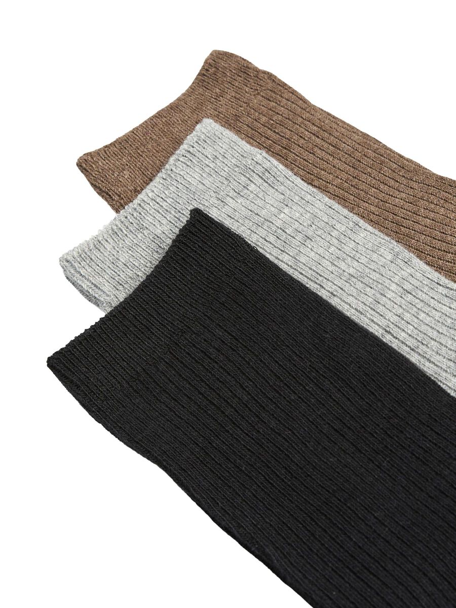 Product carousel image 2 PCMARTA 3-PACK SOCKS, Black