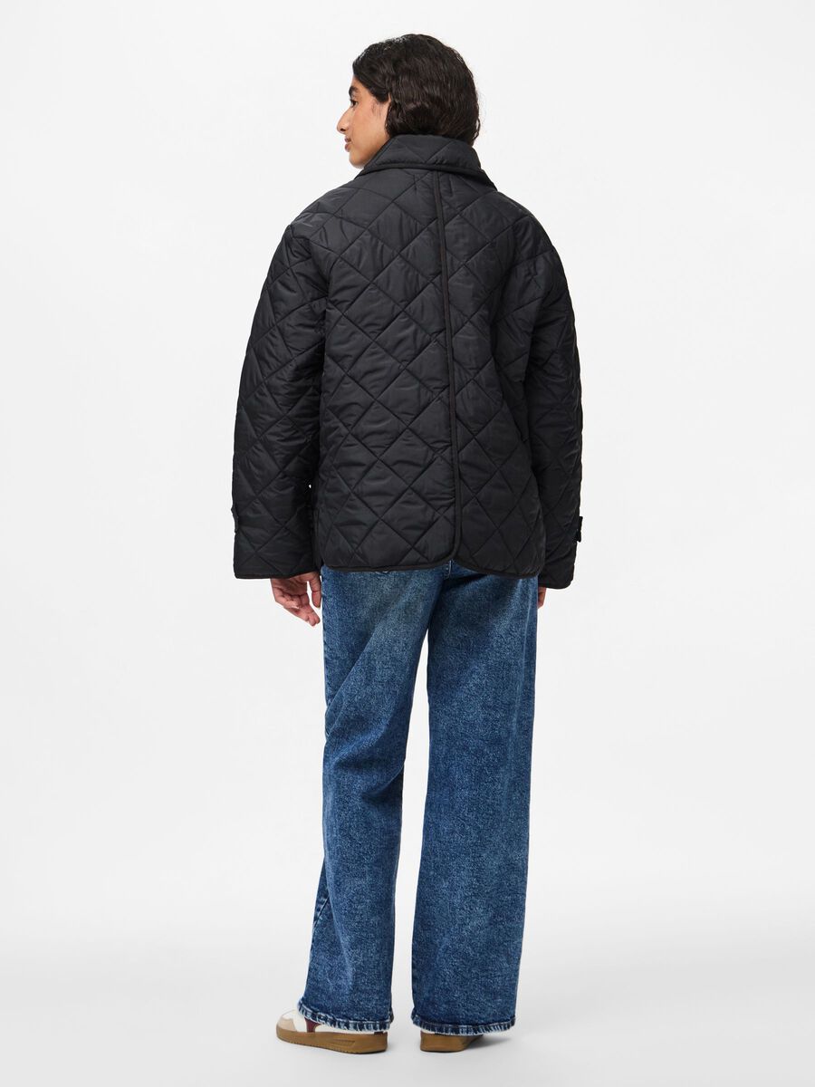 Carousel image 2 PCEMILY GESTEPPTE KURZJACKE, Black