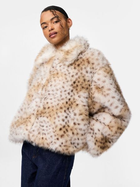 Pieces PLUSH - EFFET DUVETEUX VESTE, Cloud Dancer, highres - 17164286_CloudDancer_1274353_003.jpg